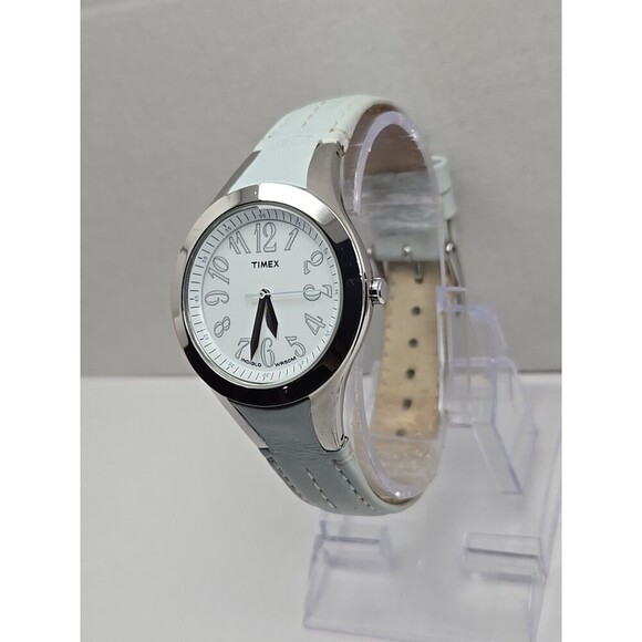 Timex Easy Reader T2H531 Womens White Blue Leather Watch Indiglo New Battery - Picture 2 of 12